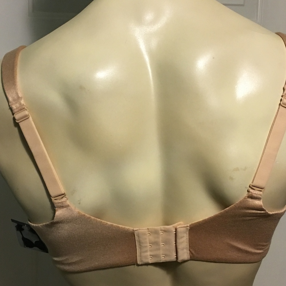 Catherines Full Coverage Smooth Bra Underwire Adjustable Beige Plus Size 42D - Picture 2 of 3